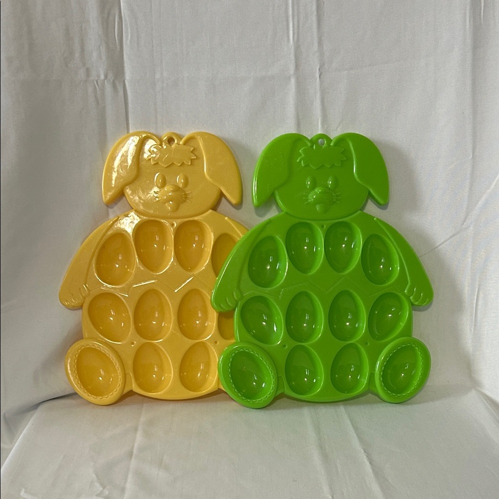Set of 2 Deviled Egg Plates Easter Bunny Target 2009 Plastic Euc 12x10” Holds 12